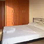 Papadeas Holiday home