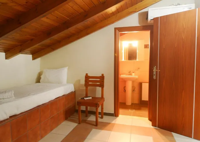 Papadeas Hébergement de vacances *